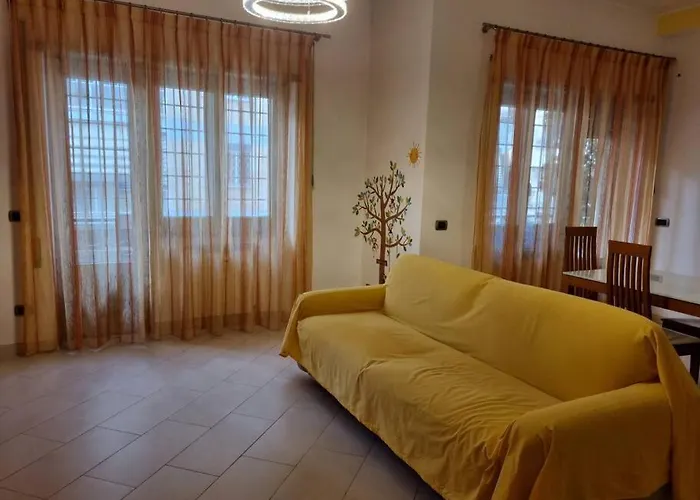 Delizioso E Silenzioso A Apartament